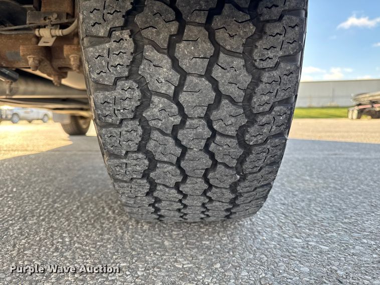 image for item EA2022 2016 Ford F150 Platinum SuperCrew pickup truck