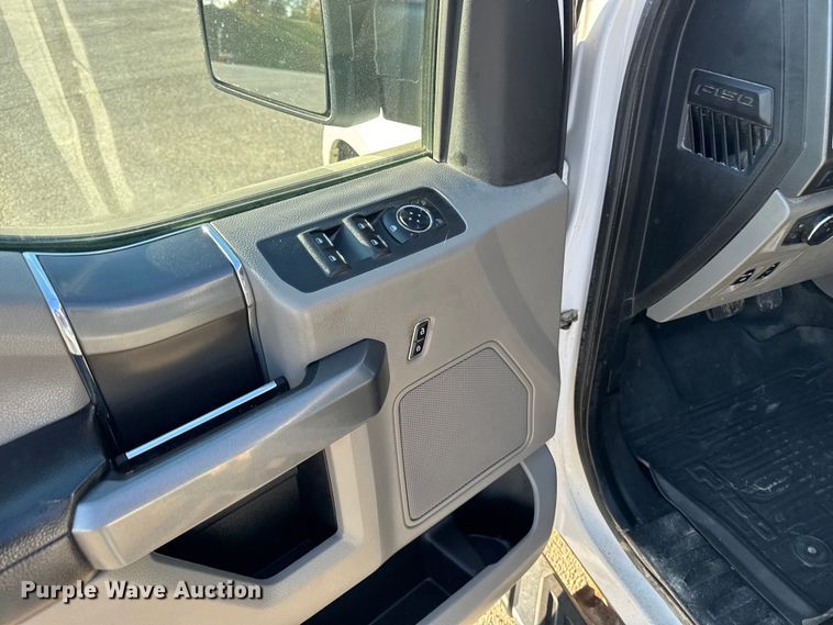 image for item EA2023 2018 Ford F150 SuperCrew pickup truck