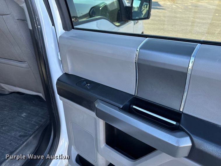 image for item EA2023 2018 Ford F150 SuperCrew pickup truck