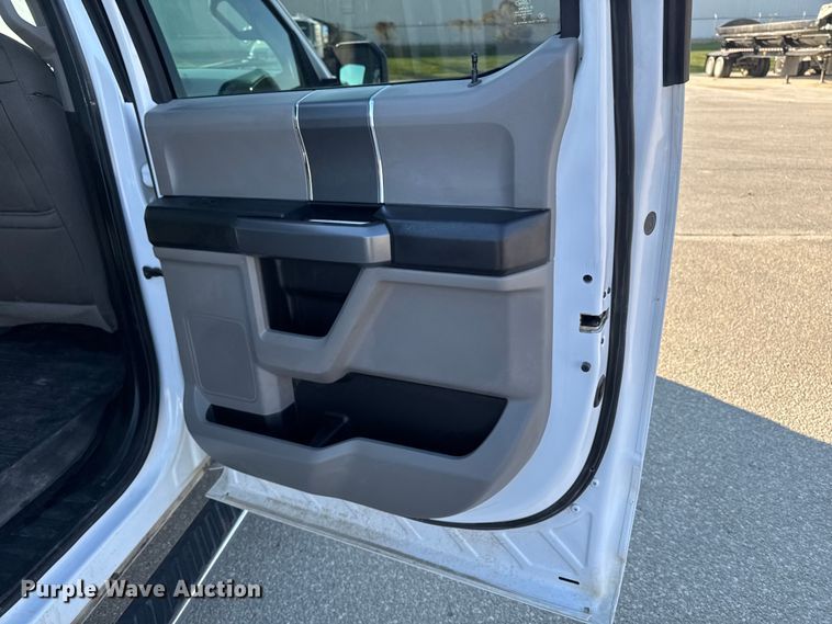 image for item EA2023 2018 Ford F150 SuperCrew pickup truck