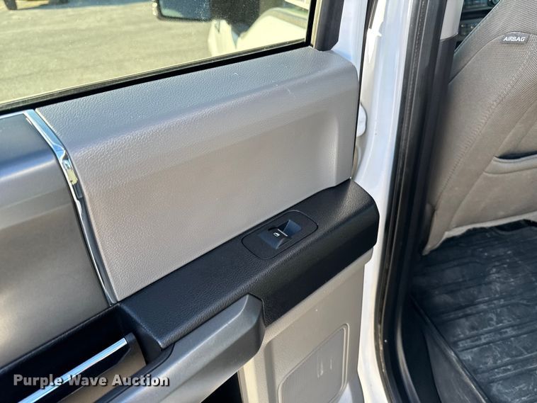 image for item EA2023 2018 Ford F150 SuperCrew pickup truck