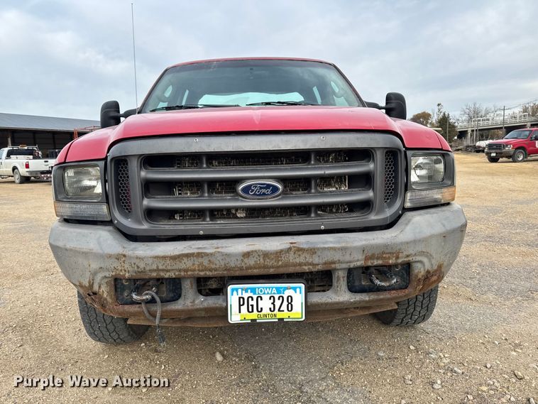 image for item EA2027 2004 Ford F350 Super Duty Crew Cab pickup truck