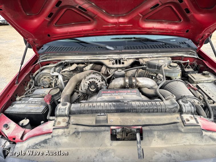 image for item EA2028 2004 Ford F350 Super Duty Crew Cab pickup truck