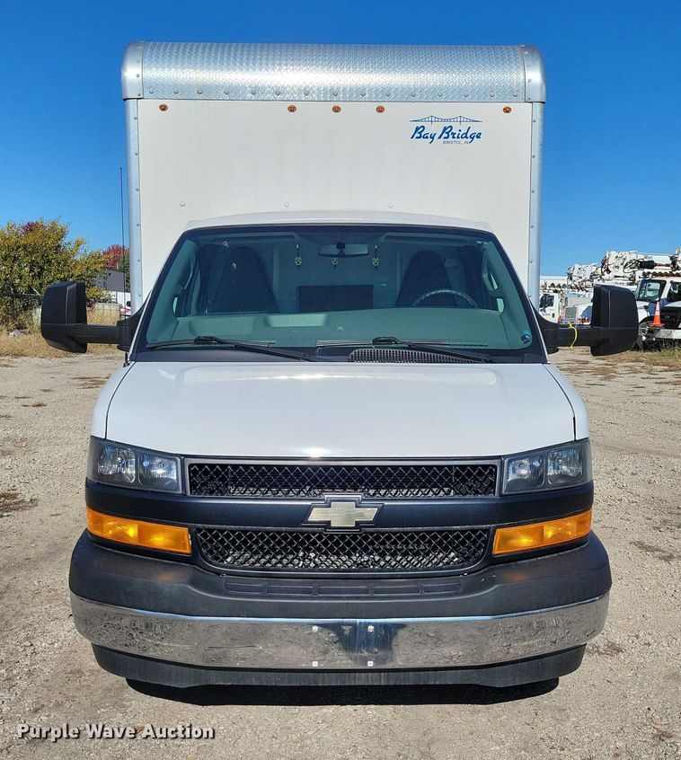 image for item EA2725 2018 Chevrolet Express Bay Bridge box truck