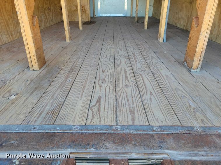 image for item EA2725 2018 Chevrolet Express Bay Bridge box truck