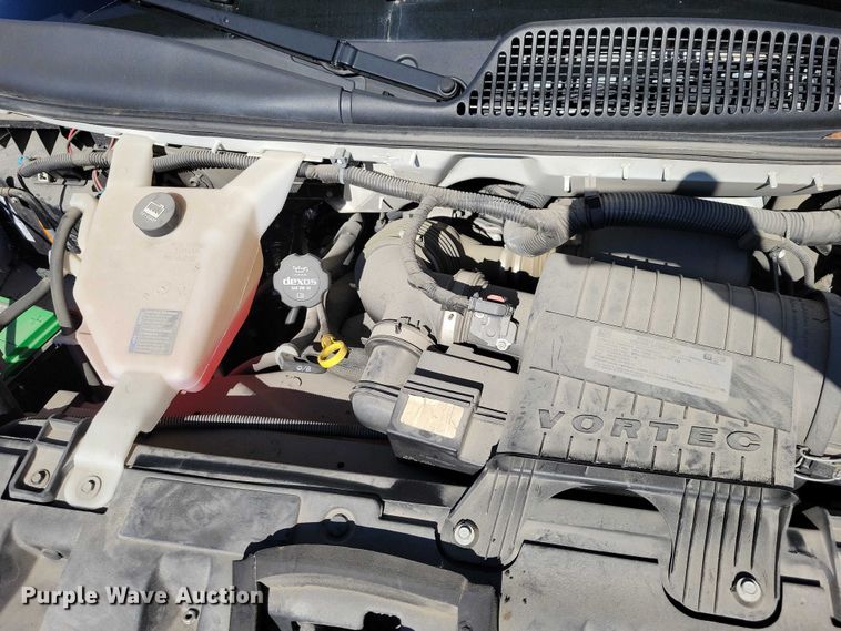 image for item EA2725 2018 Chevrolet Express Bay Bridge box truck