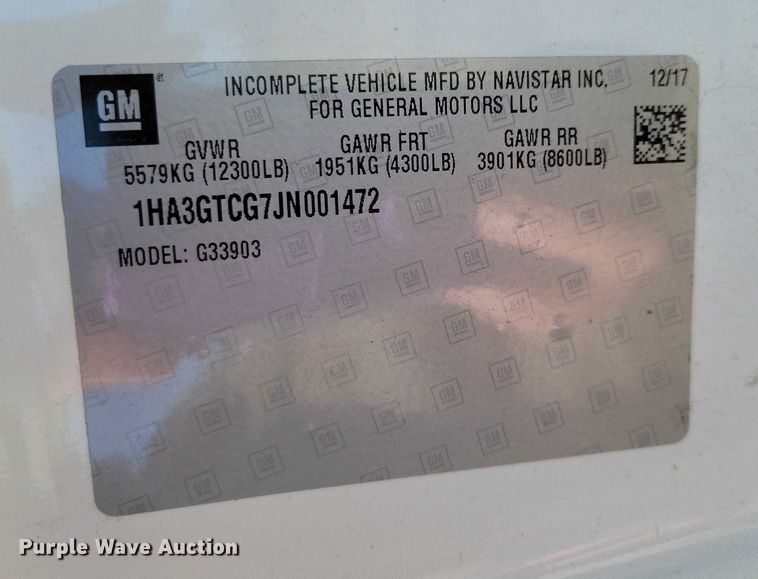 image for item EA2725 2018 Chevrolet Express Bay Bridge box truck