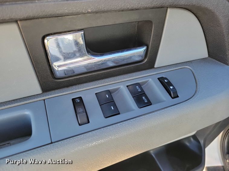 image for item EA2730 2013 Ford F150 SuperCab pickup truck