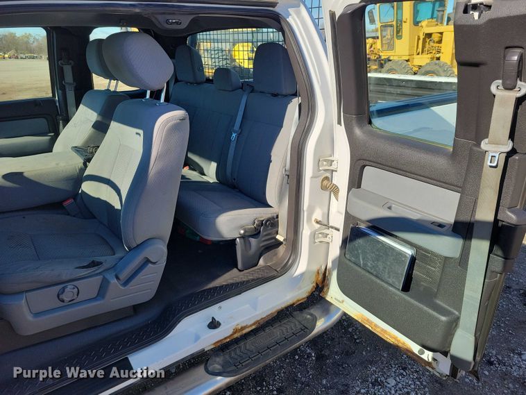 image for item EA2730 2013 Ford F150 SuperCab pickup truck