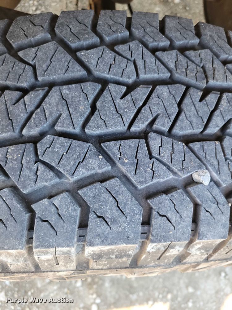 image for item EA2730 2013 Ford F150 SuperCab pickup truck