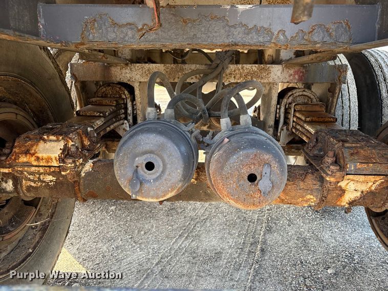 image for item EA7027 2010 Proco vacuum trailer