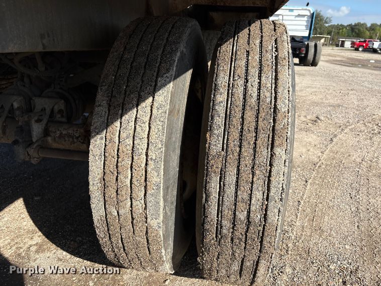 image for item EA7027 2010 Proco vacuum trailer