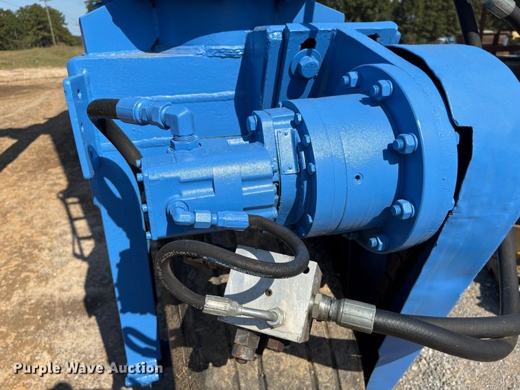 image for item EA7034 Marina Planet H25/2 marine travel lift