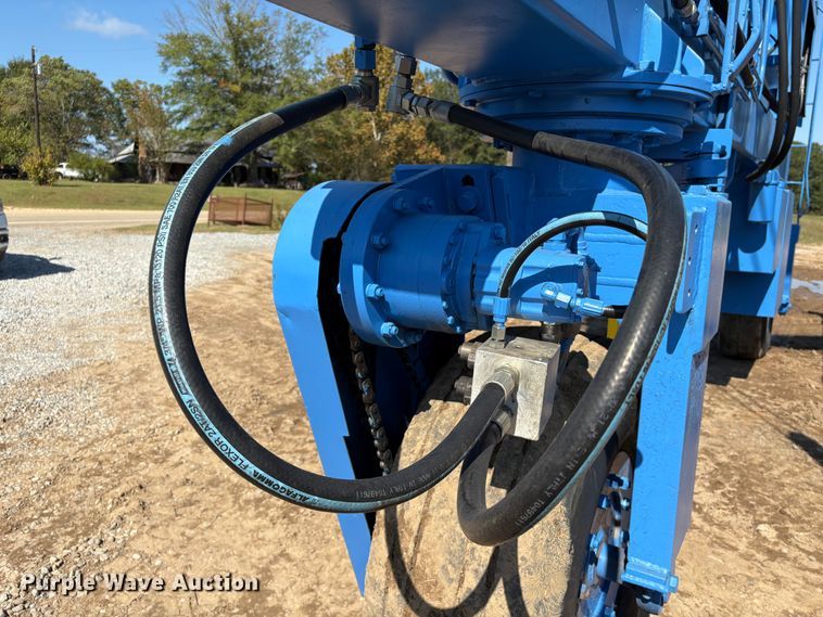 image for item EA7034 Marina Planet H25/2 marine travel lift