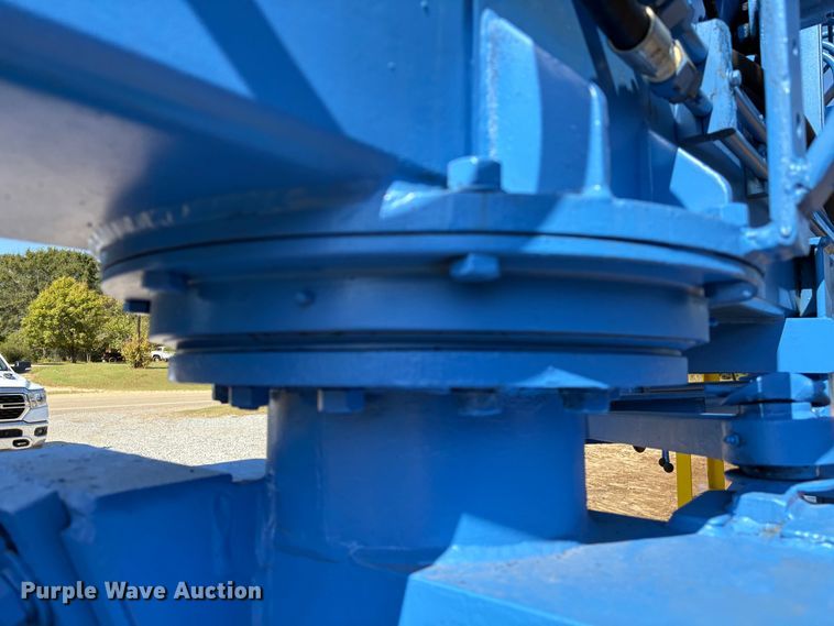 image for item EA7034 Marina Planet H25/2 marine travel lift