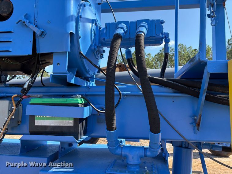 image for item EA7034 Marina Planet H25/2 marine travel lift