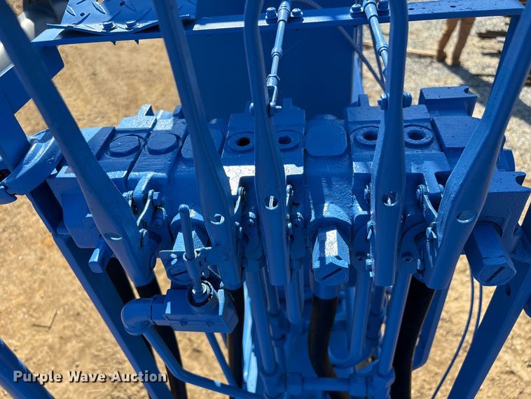 image for item EA7034 Marina Planet H25/2 marine travel lift