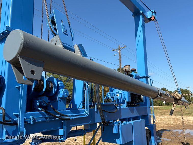 image for item EA7034 Marina Planet H25/2 marine travel lift