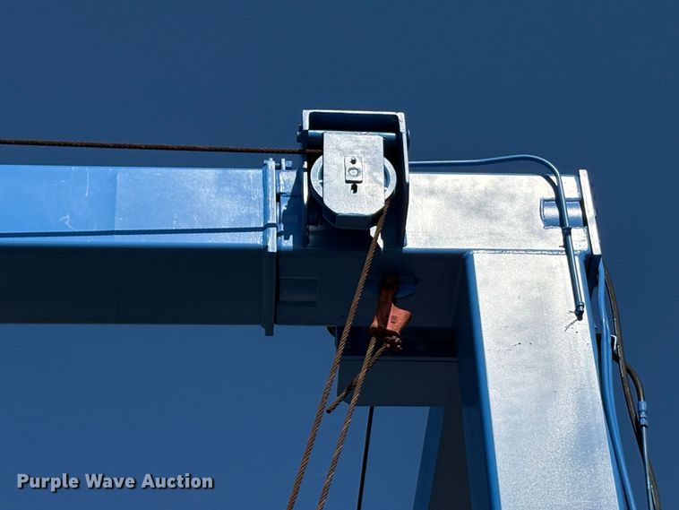 image for item EA7034 Marina Planet H25/2 marine travel lift