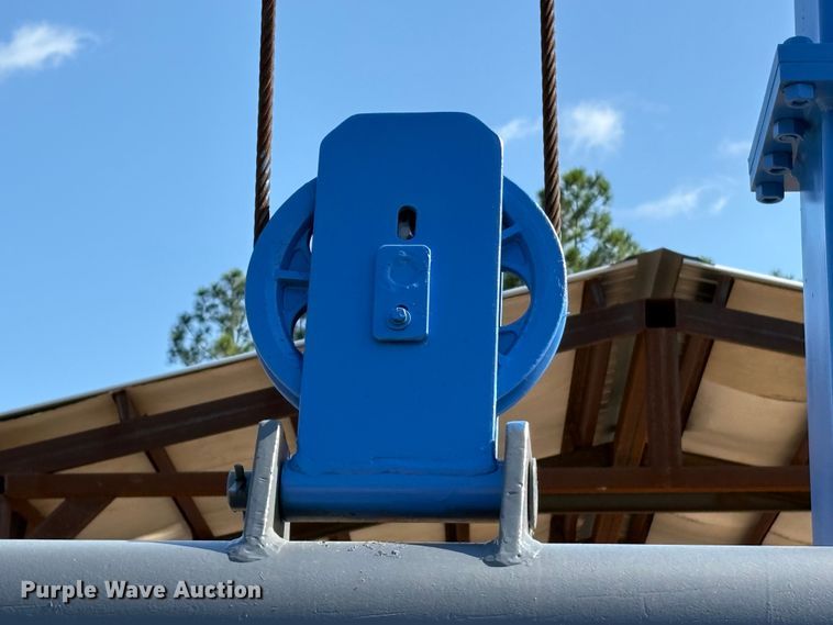 image for item EA7034 Marina Planet H25/2 marine travel lift