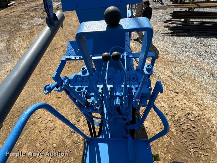 image for item EA7034 Marina Planet H25/2 marine travel lift