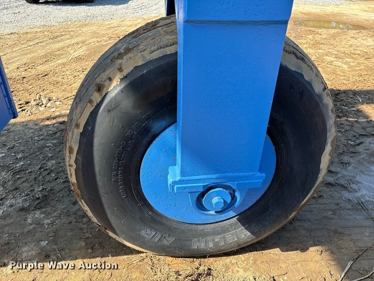 image for item EA7034 Marina Planet H25/2 marine travel lift