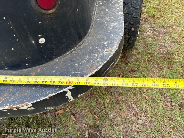 image for item EA7039 2008 Chevrolet Silverado 3500HD Crew Cab flatbed pickup truck