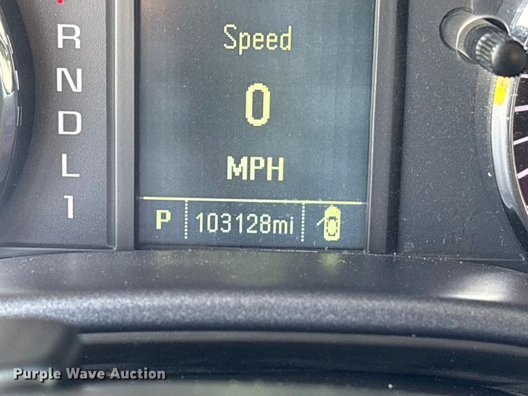 image for item EA7042 2019 Chevrolet Silverado 5500 truck cab and chassis