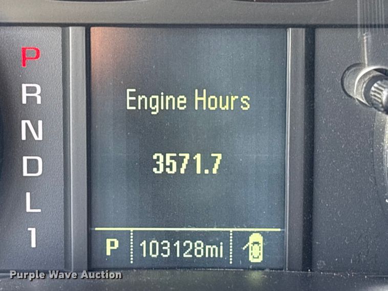 image for item EA7042 2019 Chevrolet Silverado 5500 truck cab and chassis