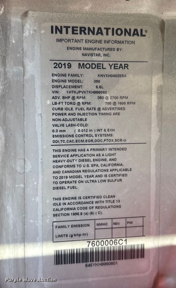 image for item EA7042 2019 Chevrolet Silverado 5500 truck cab and chassis