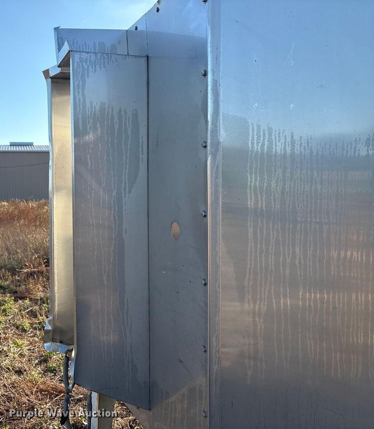 image for item EA7718 Powder coat booth 