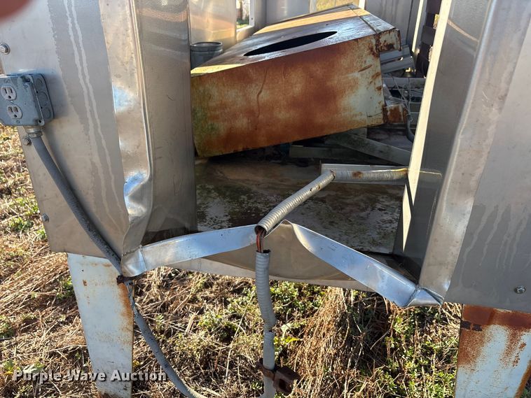 image for item EA7718 Powder coat booth 