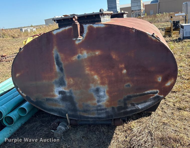 image for item EA7726 Tank