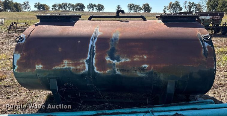 image for item EA7726 Tank