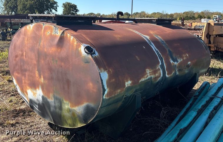 image for item EA7726 Tank