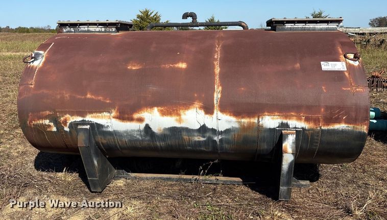 image for item EA7726 Tank