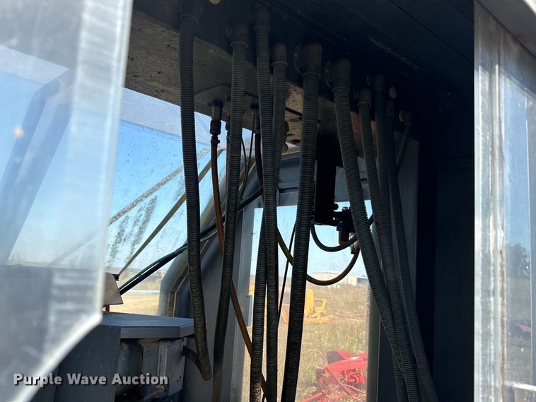 image for item EA7732 TST Tripet 100 CNC mill