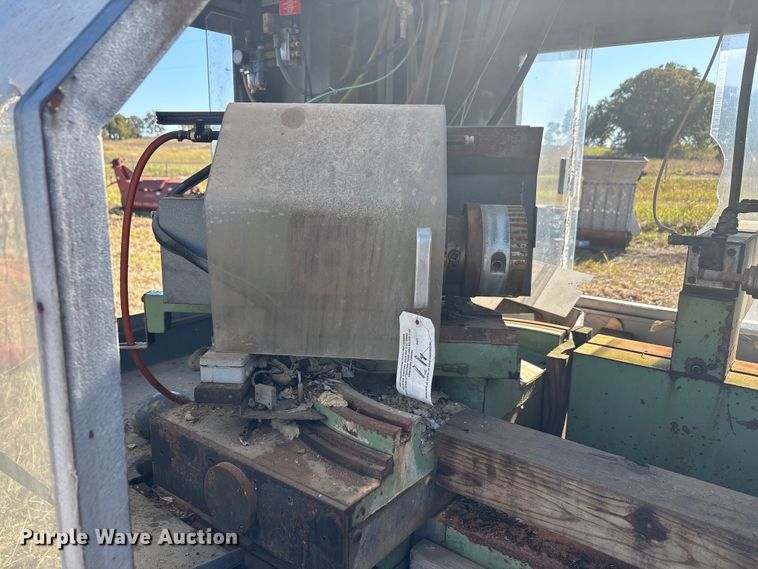 image for item EA7732 TST Tripet 100 CNC mill