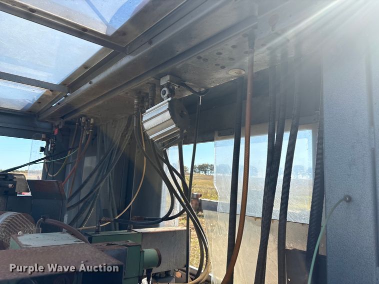 image for item EA7732 TST Tripet 100 CNC mill