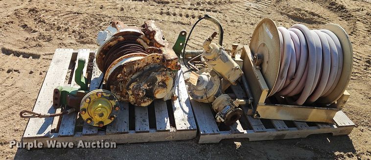 image for item EB8427 Truck and trailer parts