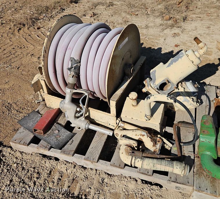 image for item EB8427 Truck and trailer parts