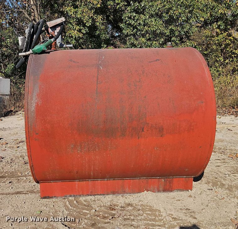 image for item EB8428 Fill-Rite 700A fuel tank