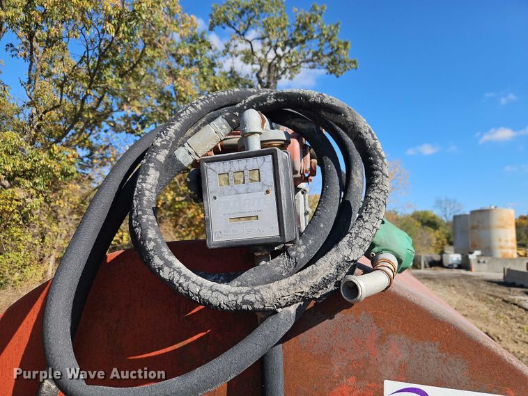 image for item EB8428 Fill-Rite 700A fuel tank