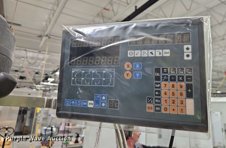 image for item EB8434 Dayton 2LKR1 milling machine