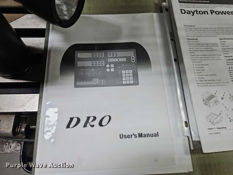 image for item EB8434 Dayton 2LKR1 milling machine