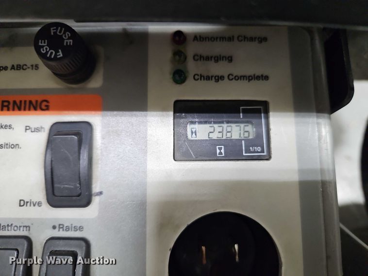 image for item EB8435 (3) Crown WAV50-118 vertical lifts