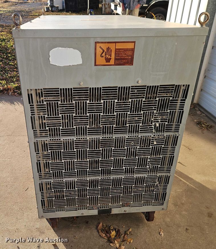 image for item EB8444 Avtron Millennium LPH400 D43233 load bank