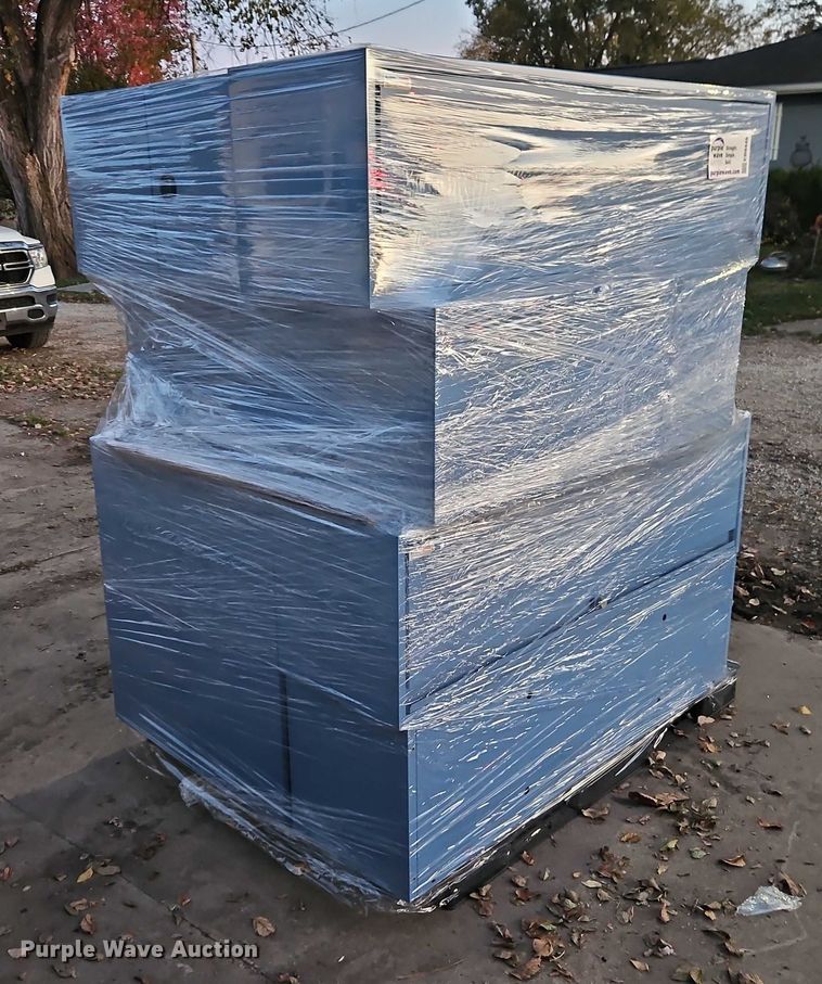 image for item EB8449 (13) Lista cabinets