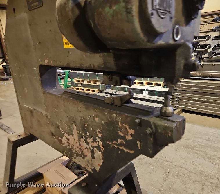 image for item EB8450 Pullmax P6 shearing and forming machine