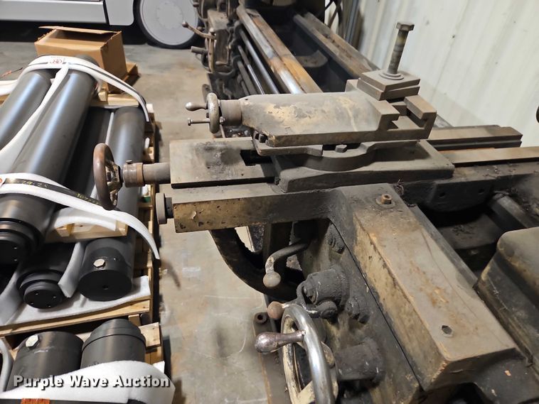 image for item EB8451 Nebel metal lathe